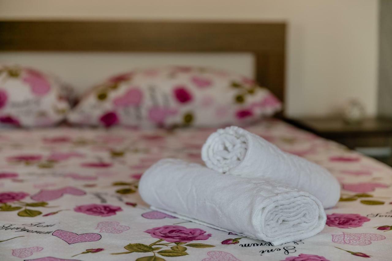 Apartman Mia แฮร์เซ็ก-โนวี ภายนอก รูปภาพ