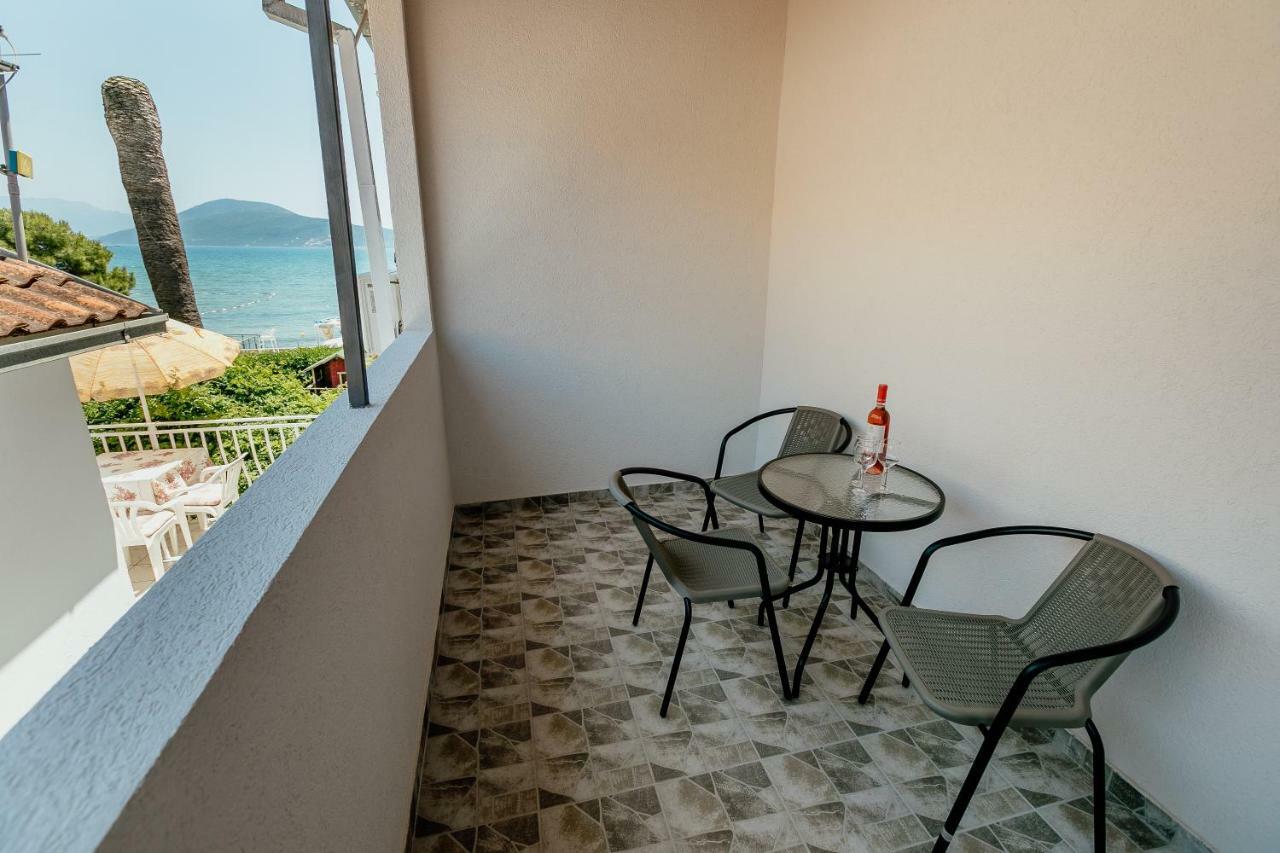 Apartman Mia แฮร์เซ็ก-โนวี ภายนอก รูปภาพ